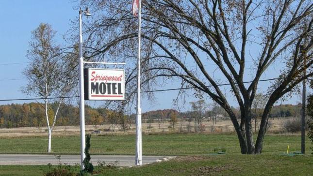 Springmount Motel Owen Sound Bagian luar foto